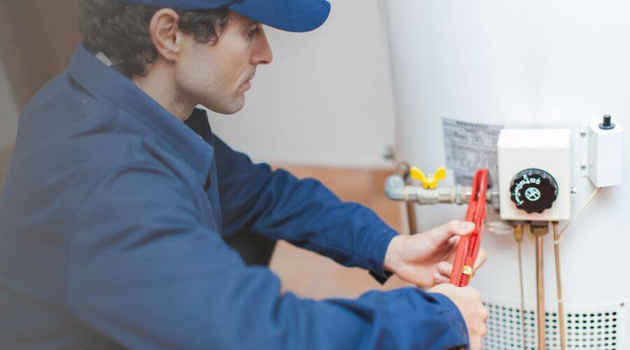 Expert burst pipe repair services in Argyle, IA